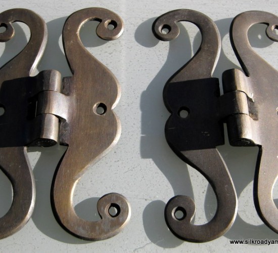 4 aged small 'S " snake hinges vintage aged style solid Brass DOOR BOX restoration heavy bronze patina