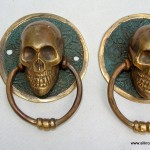 2 SKULL handle KNOCKER small solid BRASS old look SCREW TO DOOR amazing NEW 3"