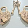 2 EMBOSSED 3" Vintage style antique "HEART LOVE PADLOCK " shape solid brass 2 keys heavy lock works