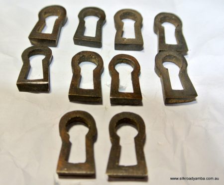 10 recessed KEY hole covers aged old stye vintage antique look solid heavy brass aged 19 mm escutcheon