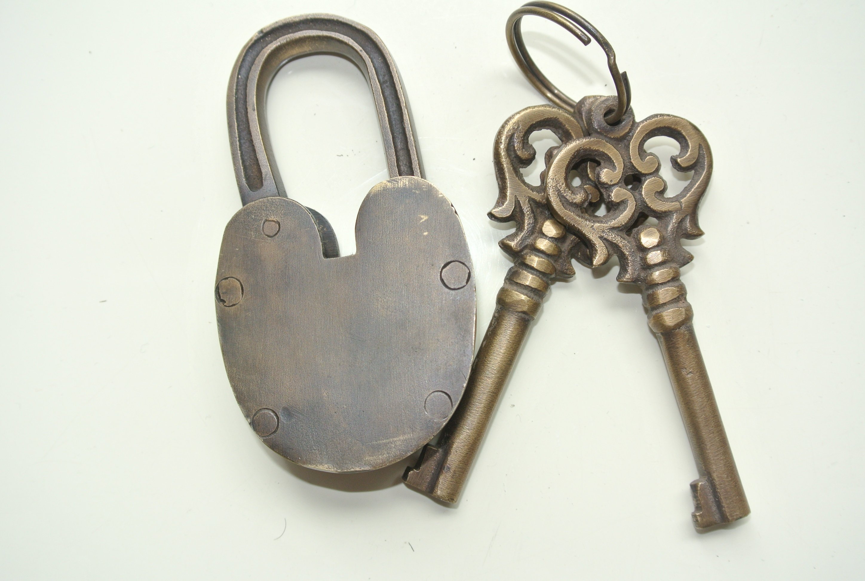 PADLOCK 3" Vintage old stye HEART LOVE brass 2 keys heavy lock bridge SILVER 