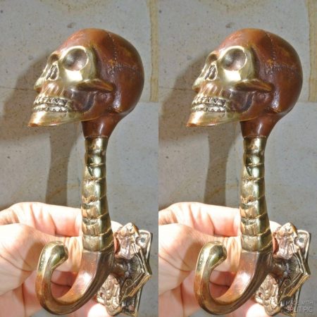 small aged head skull brass day of the dead hollow brass aged heavy 7.5 cm B 