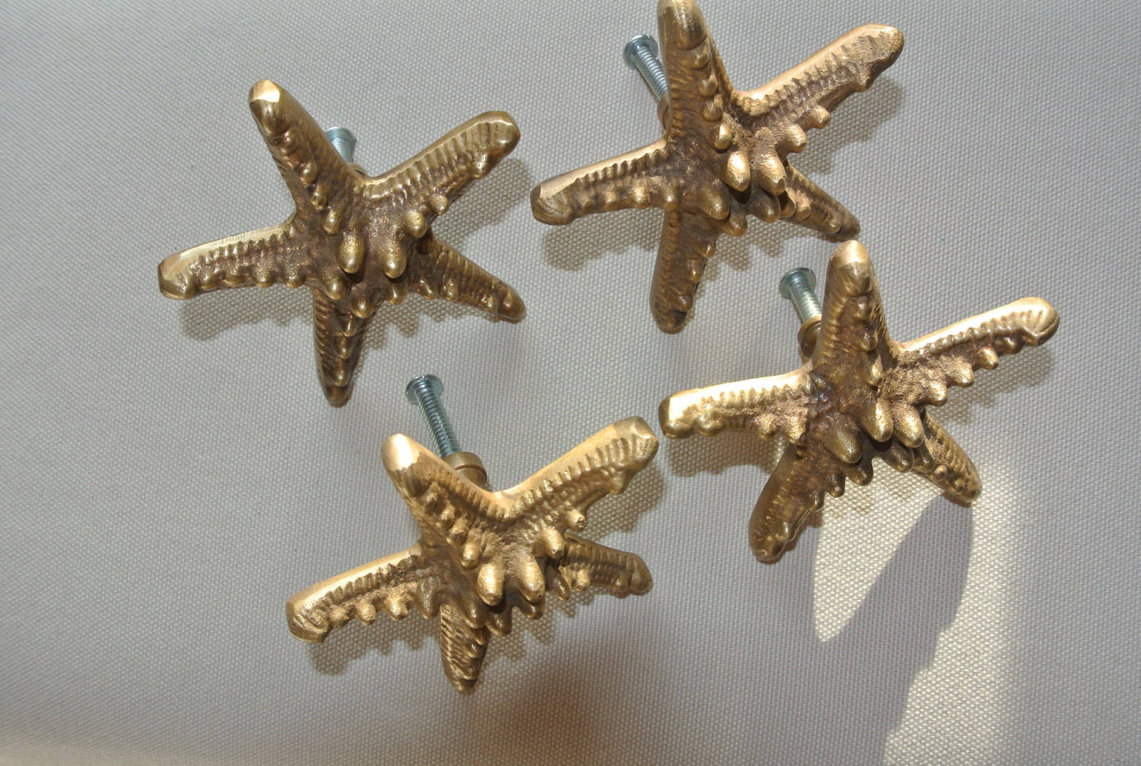 4 Small Star Fish Solid Brass Knobs Tropical Vintage Old Style 70