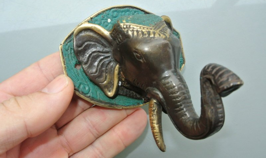 2 ELEPHANT shape WALL HOOK 4" BRASS old style look SCREW to wall trunk hang heavy green bronze patina
