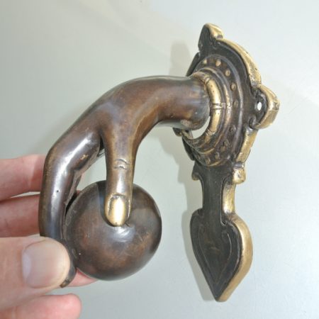 small hand fist ball front Door Knocker hand 6.1/2" inches long fingers solid pure brass hollow 16 cm vintage old style aged hinged pull banger bronze natural oxidized patina